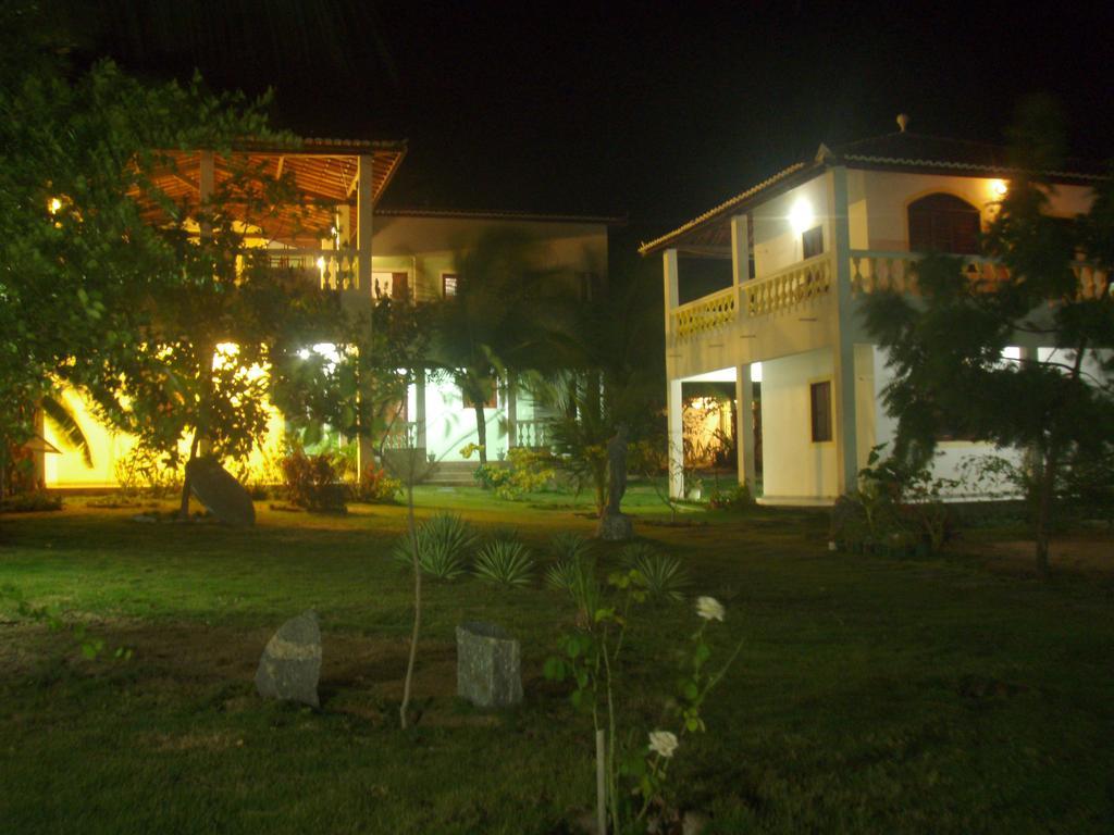 Residencia Pancho Villa Canoa Quebrada Exteriör bild